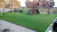 Wygodna zielona miękka sztuczna trawa syntetyczna do przedszkola