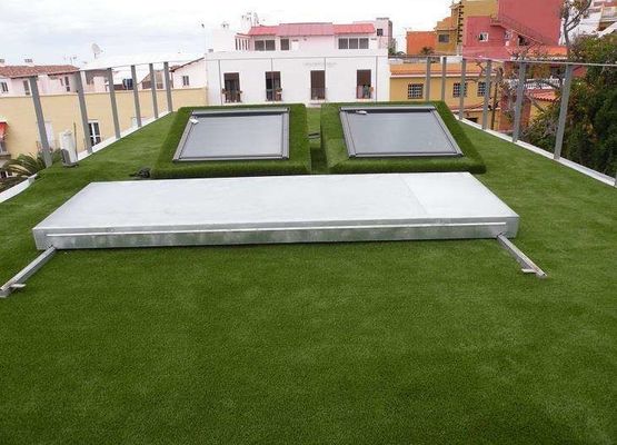 Ekologiczna sztuczna trawa dachowa Łatwa instalacja i konserwacja